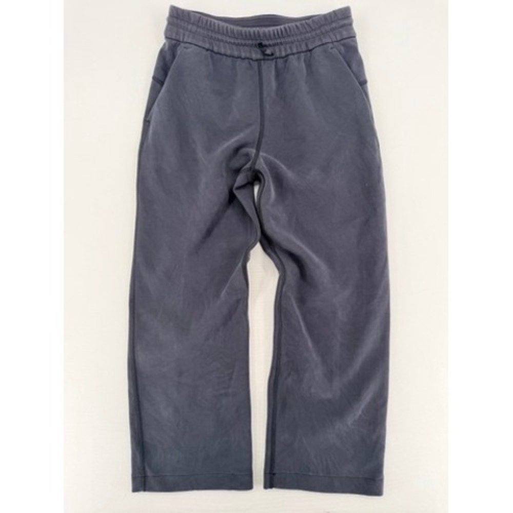 Lululemon Softstreme High Rise Crop Pants‎ Size 4 Gray Wide Leg